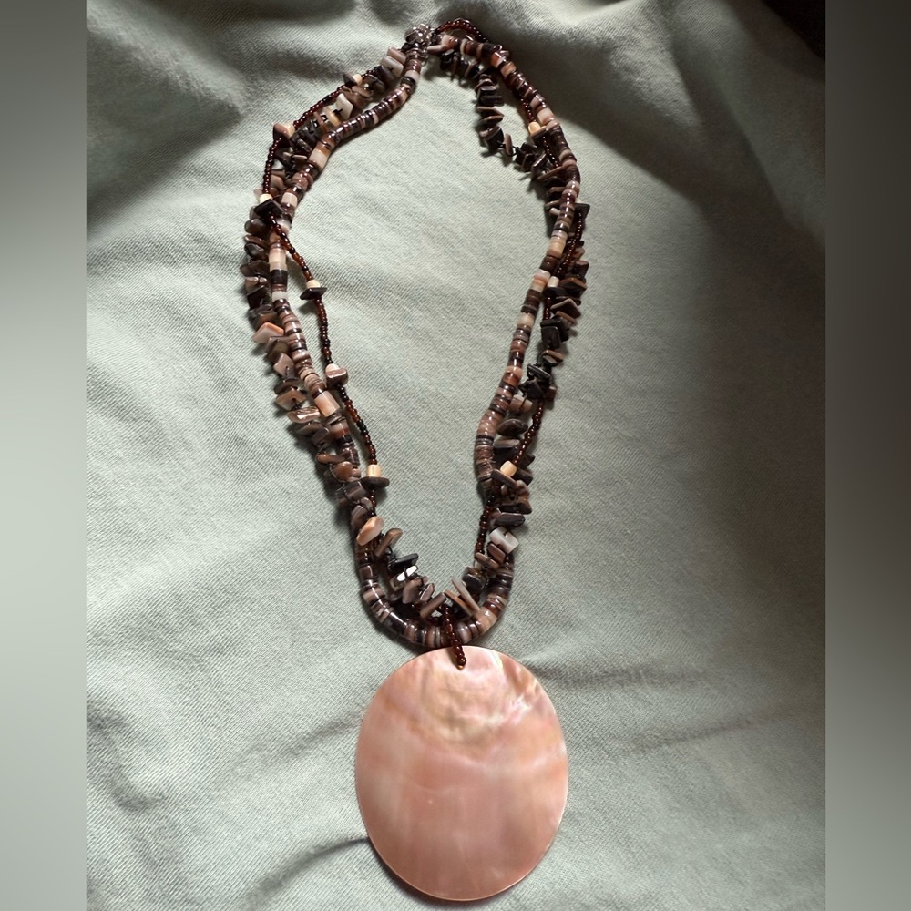 Great art teacher vibes triple strand beaded necklace